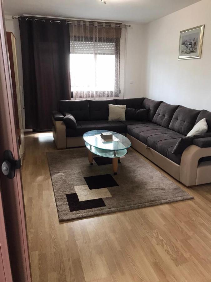Apartman Panorama Vukovar Bagian luar foto